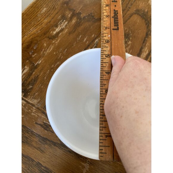 Vintage Pyrex White Milk Glass Mixing Bowl Smallest Nesting Bowl - Picture 3 of 6
